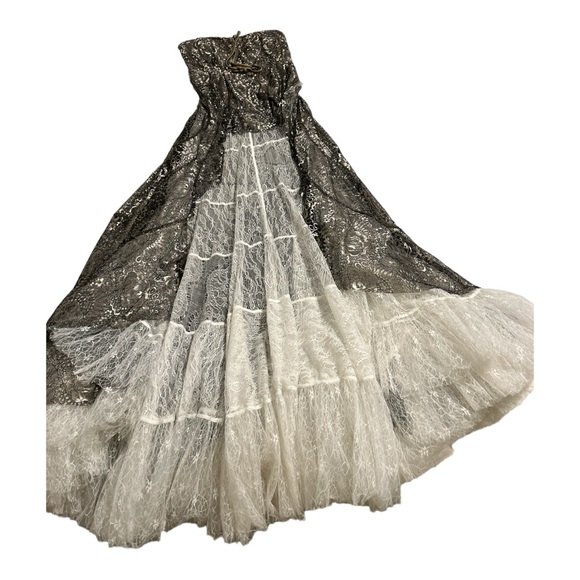 Bryan Lars Rare Peasant Maiden
Bohemian Corset With Open Skirt Sz O
Floral - Picture 5 of 11